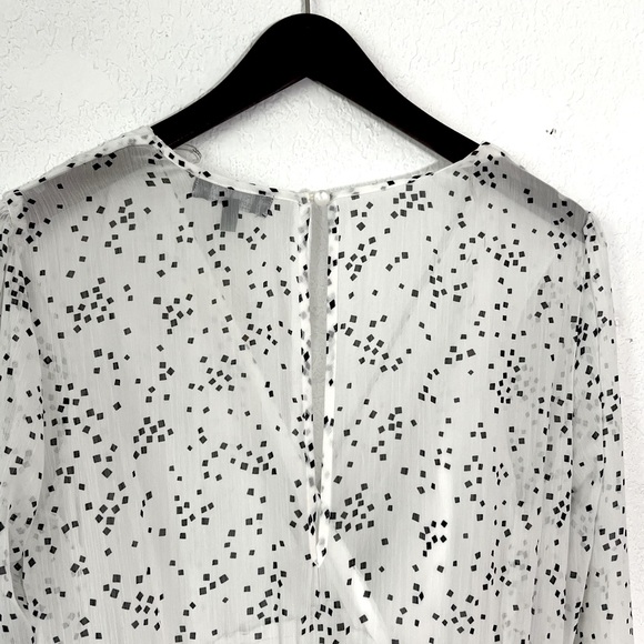 TRIXXI Printer Wrap Dress - Picture 6 of 8